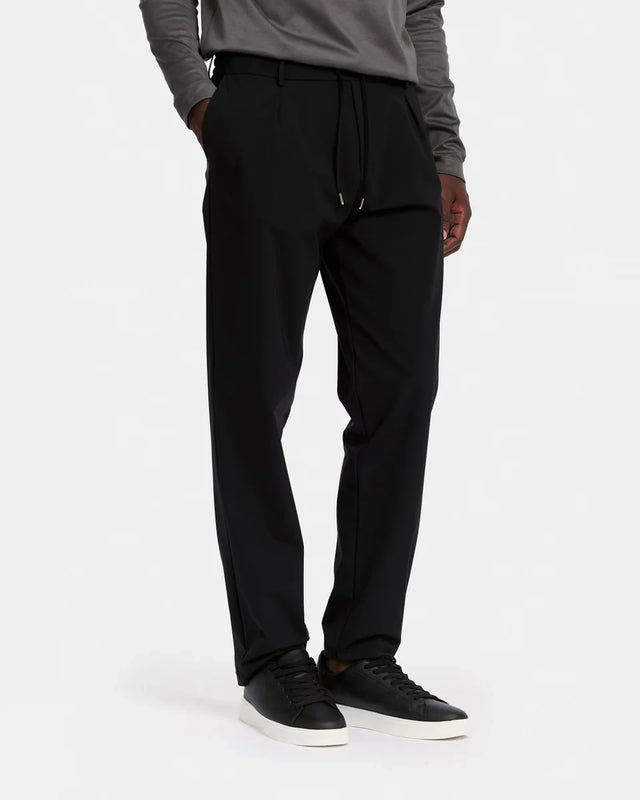 Black Dynamic Pants